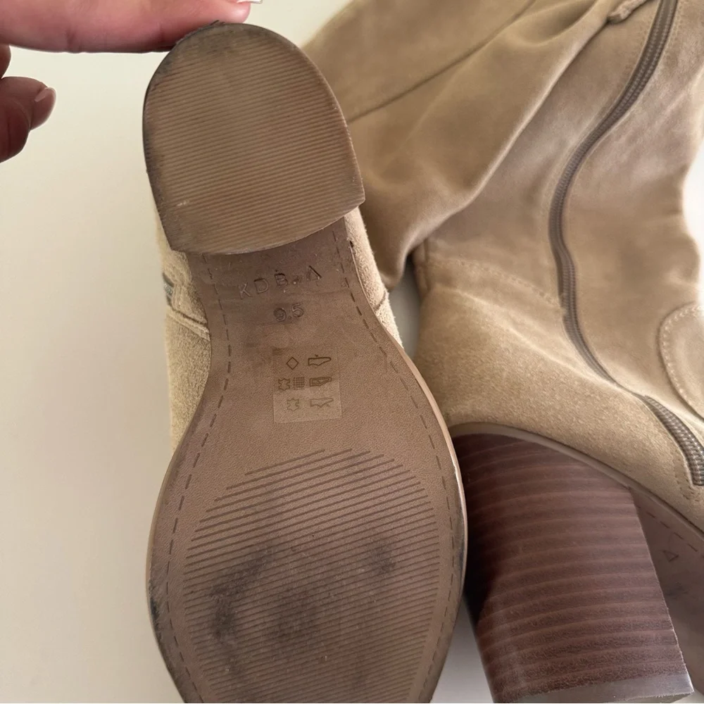 Kelsi‎ Dagger Logan Fawn Over The Knee Tan Light Brown Suede Boots Size 9.5
